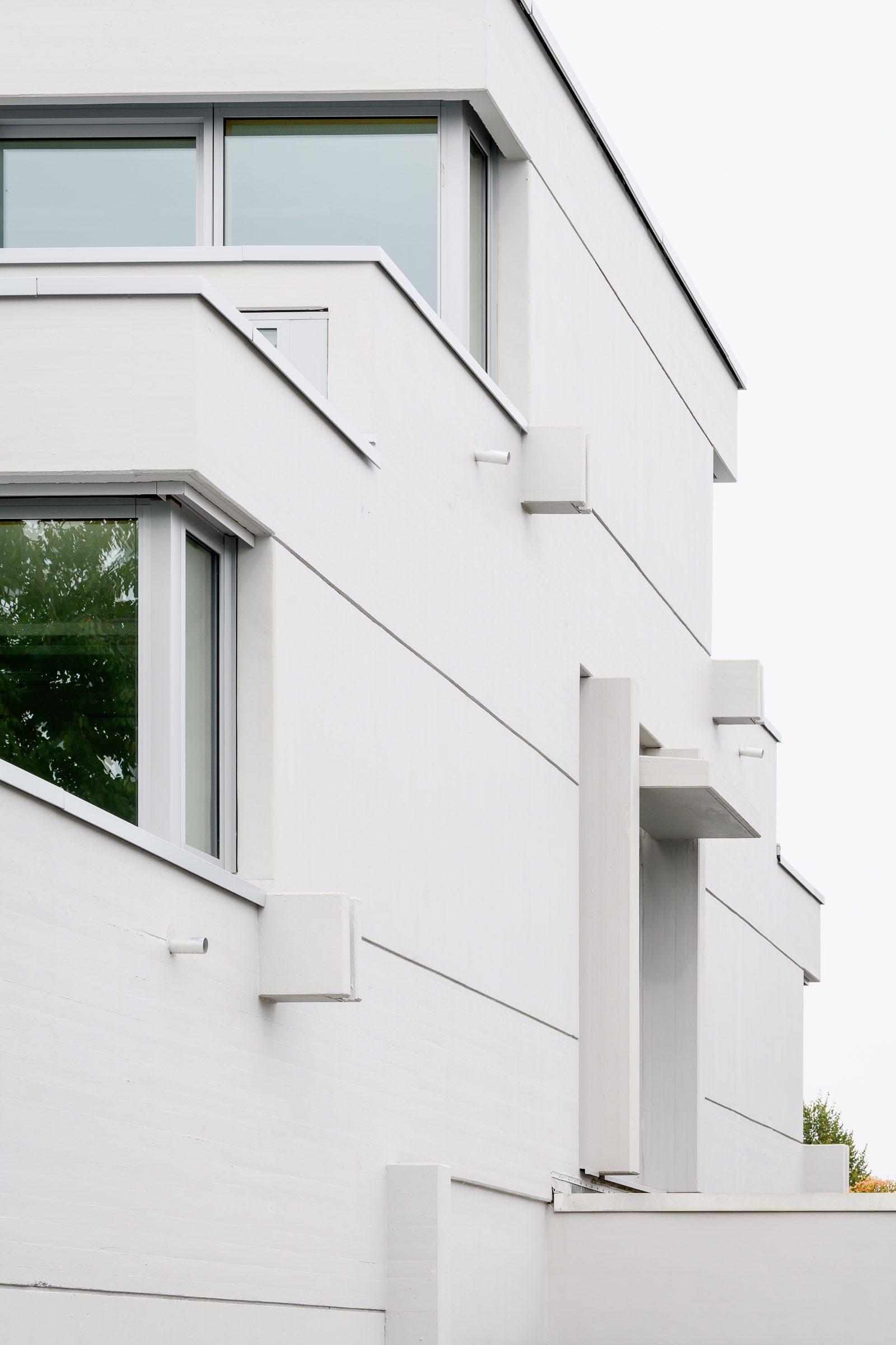 Sanierung des Bauteils B der Otto-Hahn-Schule Frankfurt Nieder-Eschbach - Berthold Scharrer Architektur