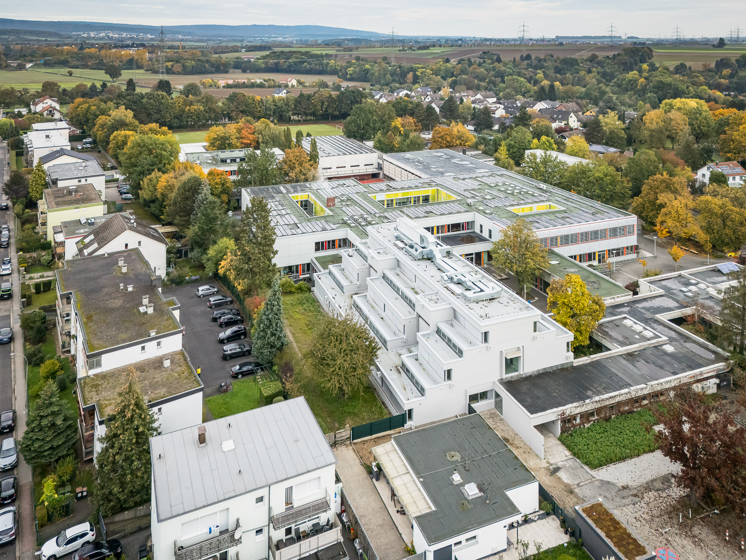 Sanierung des Bauteils B der Otto-Hahn-Schule Frankfurt Nieder-Eschbach - Berthold Scharrer Architektur